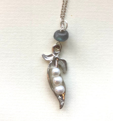 Small Necklace - Peapod